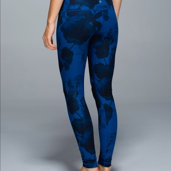 Lululemon Wunder Under Leggings - Picture 2 of 8